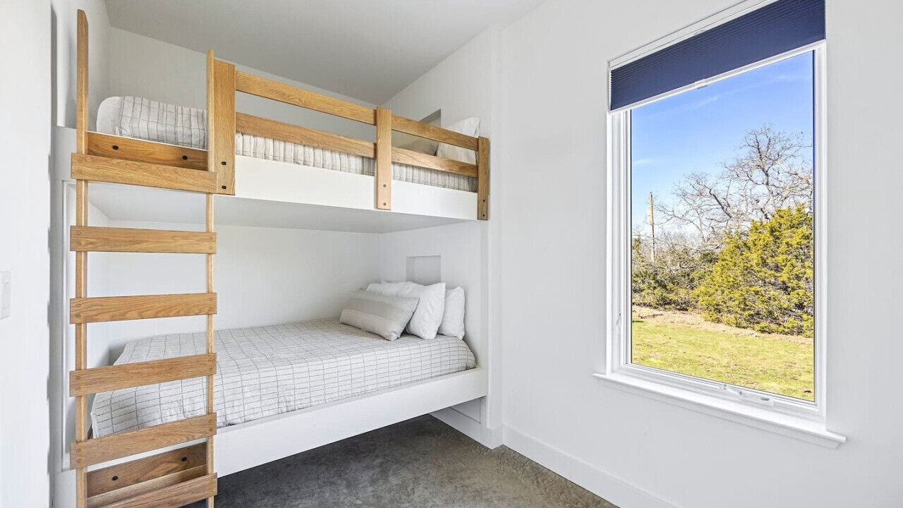 Photo of Bedroom in Thurber
