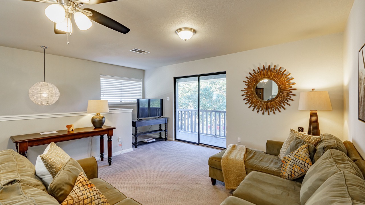 Photo of Livingroom in Dripping Springs