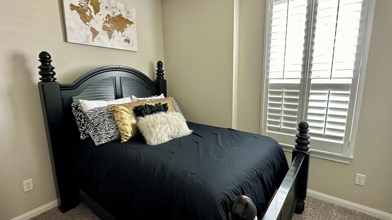 Photo of Bedroom in Bryan