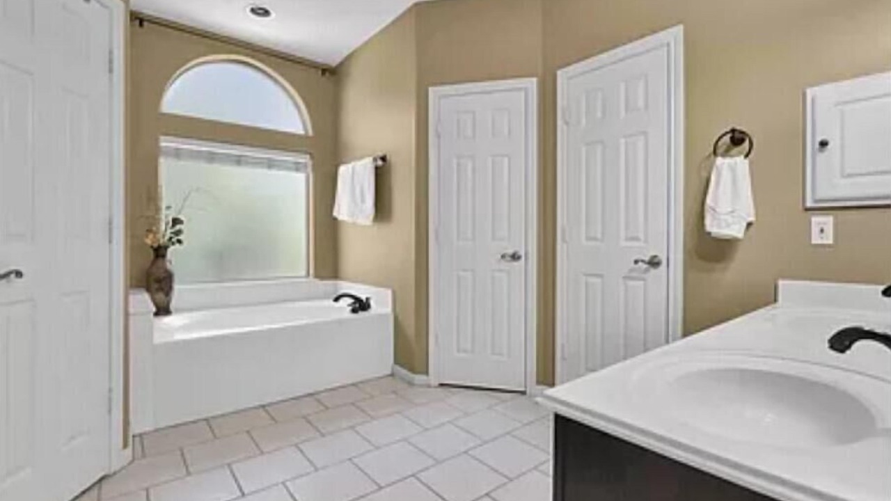 Photo of Bathroom in April Sound