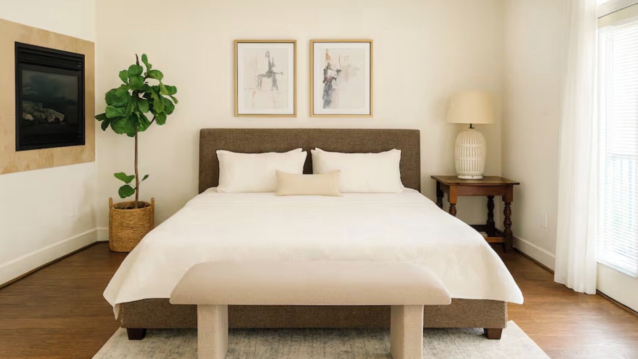 Photo of Bedroom in Knox - Henderson
