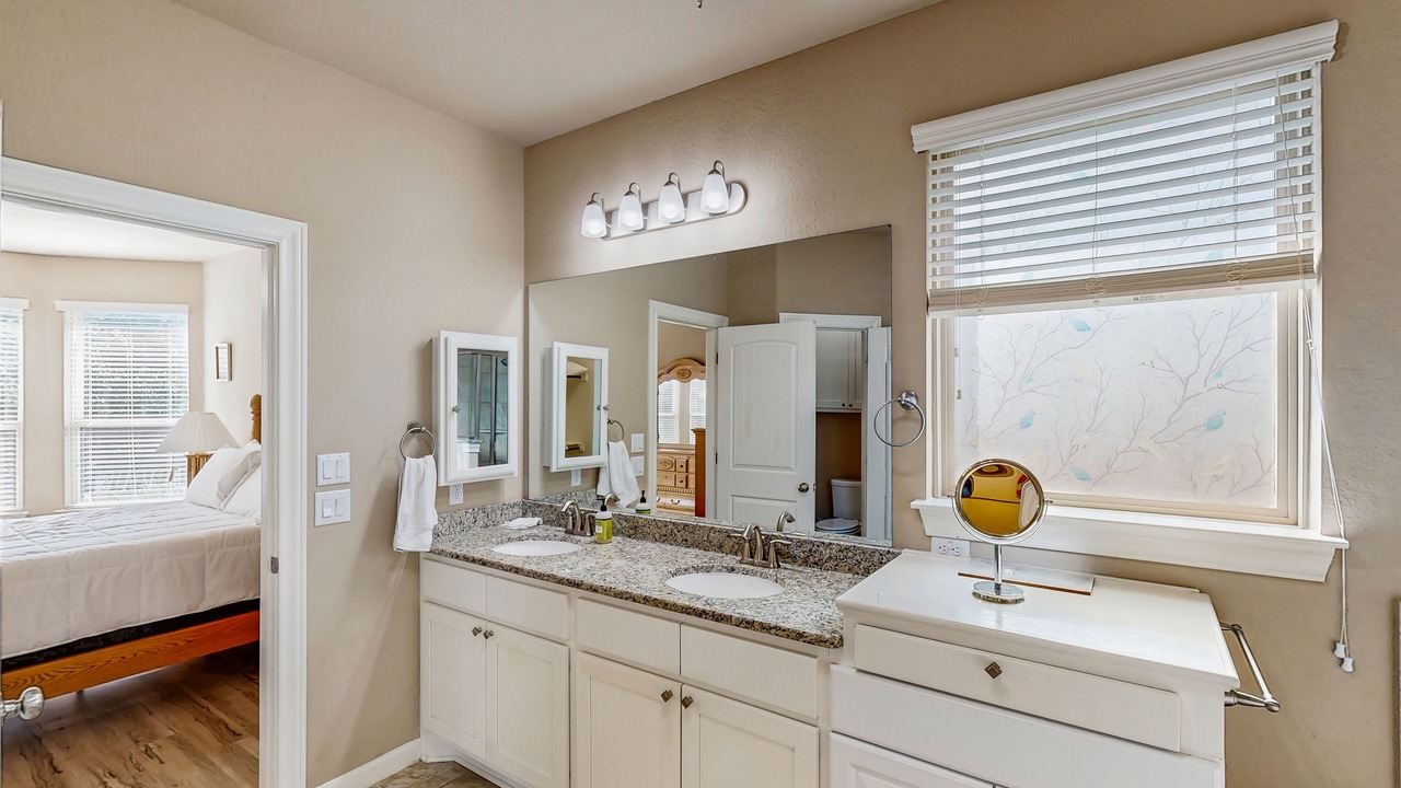 Photo of Bathroom in Scenic Oaks