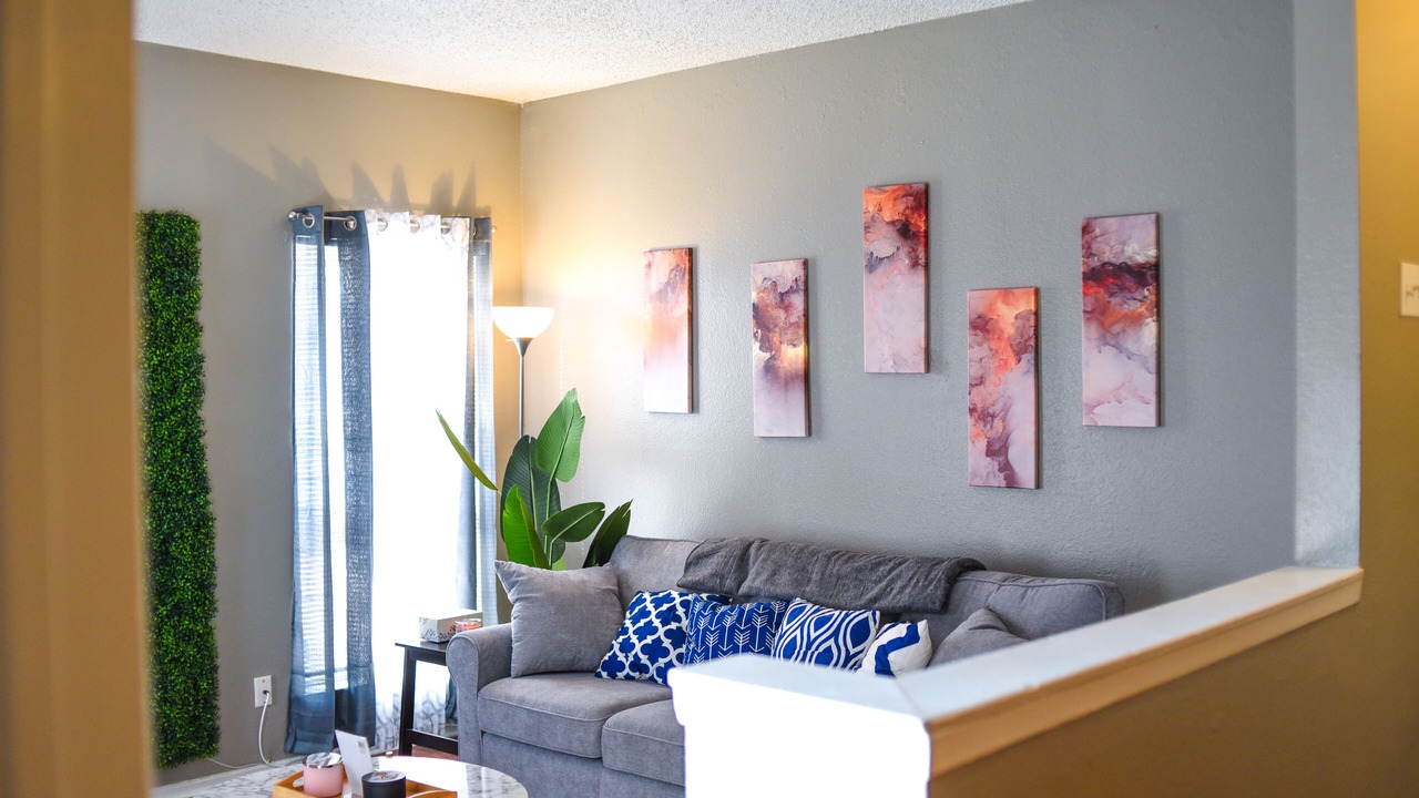 Photo of Livingroom in North Arlington
