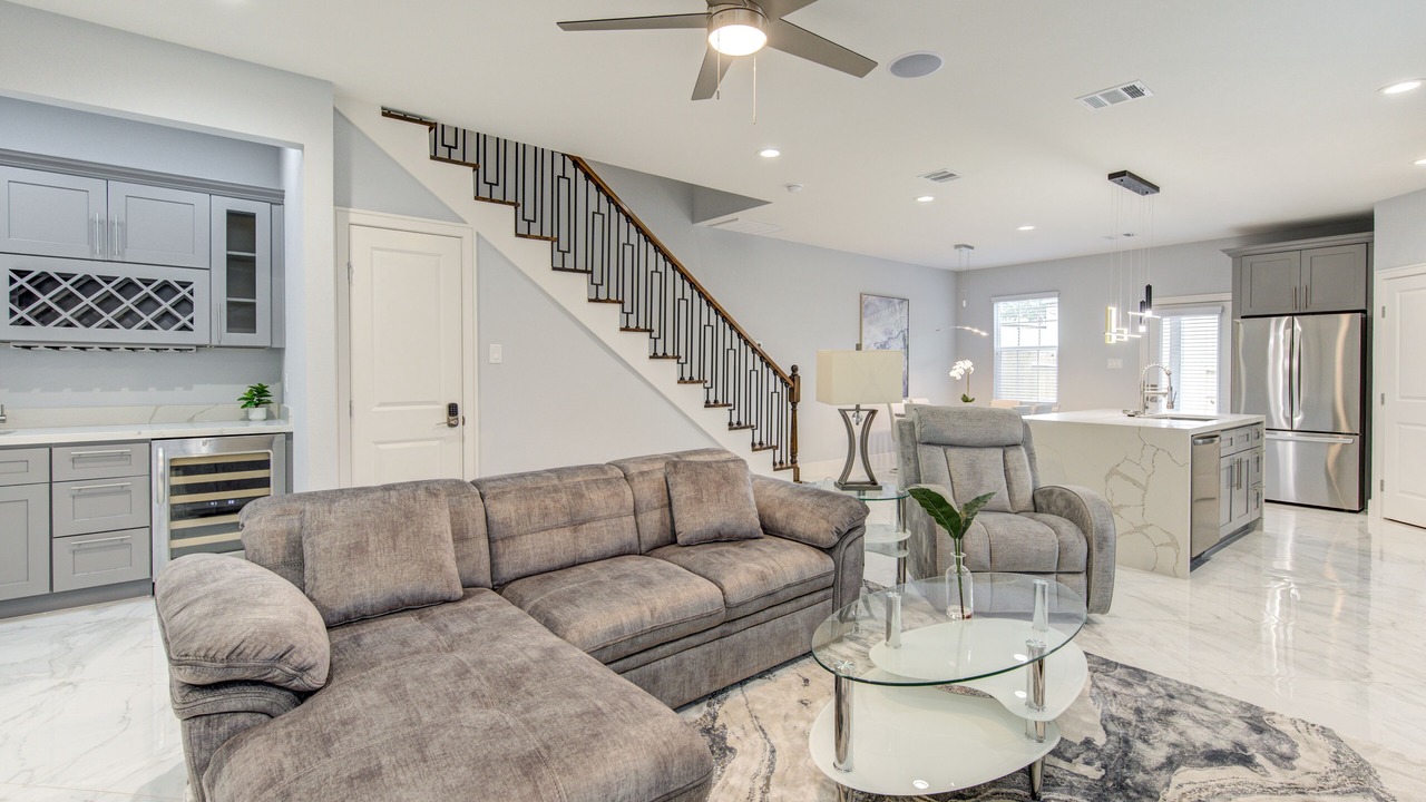 Photo of Livingroom in Spring Branch