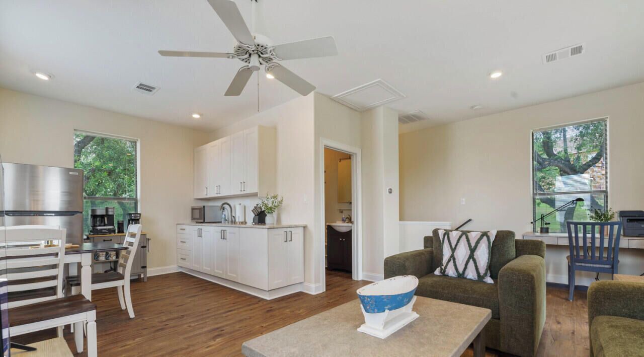 Photo of Patio Balcony in Comanche Trail Estates