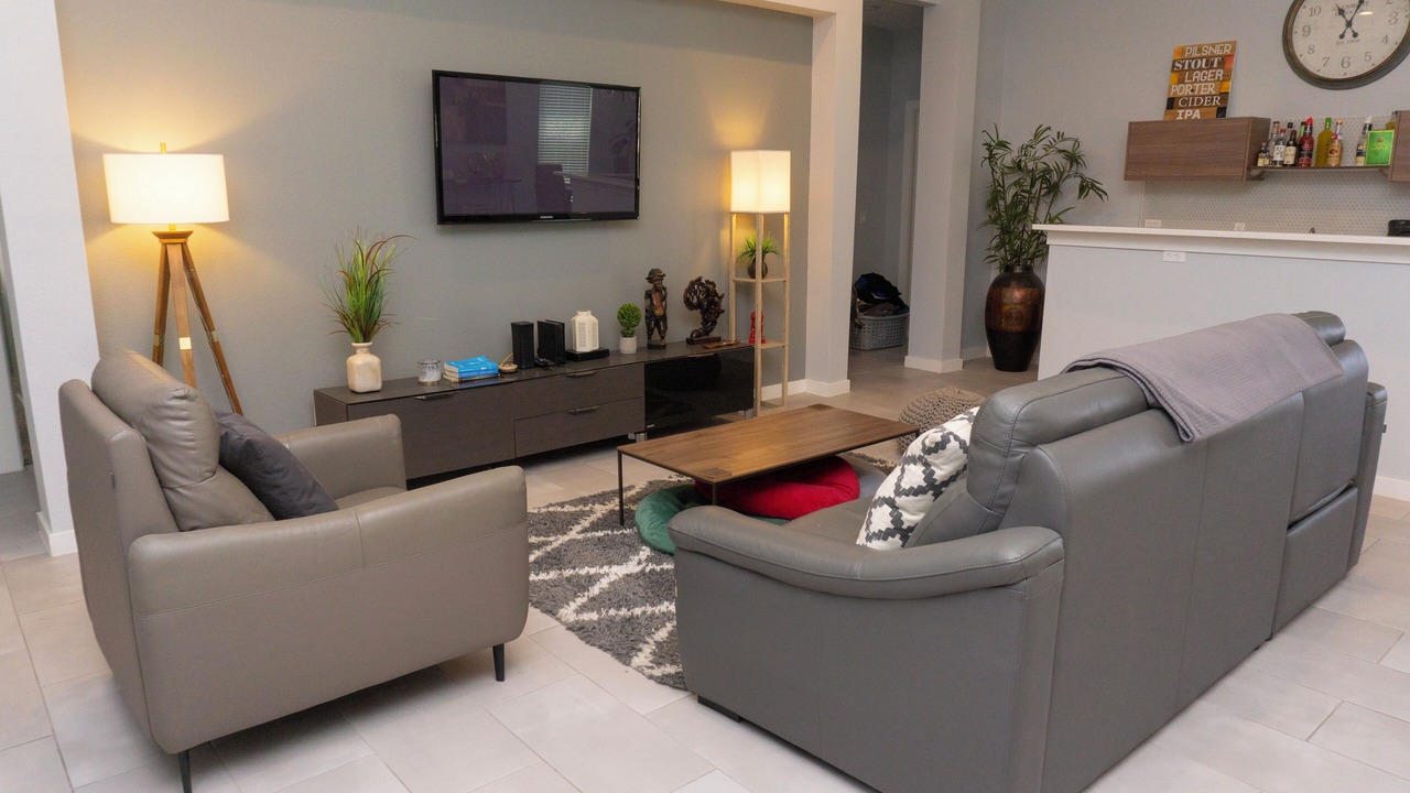 Photo of Livingroom in Horizon City
