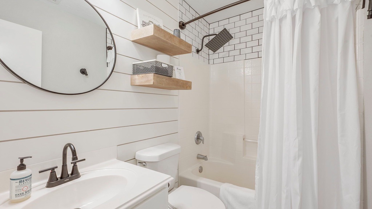 Photo of Bathroom in Wellborn