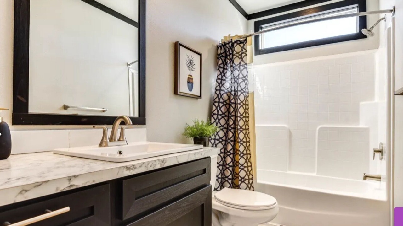 Photo of Bathroom in Graford