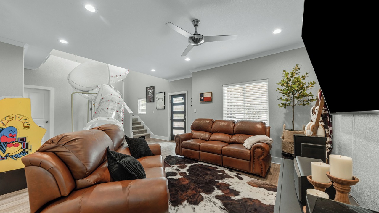 Photo of Livingroom in College Station