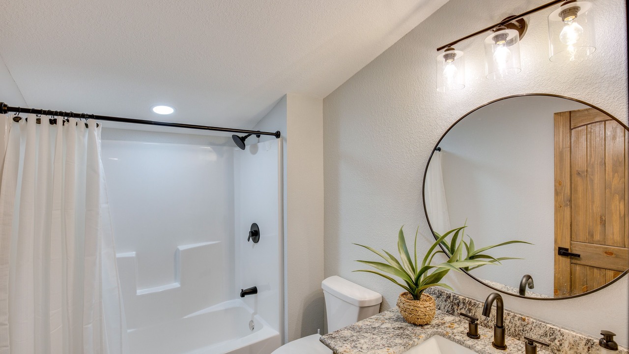 Photo of Bathroom in Yantis