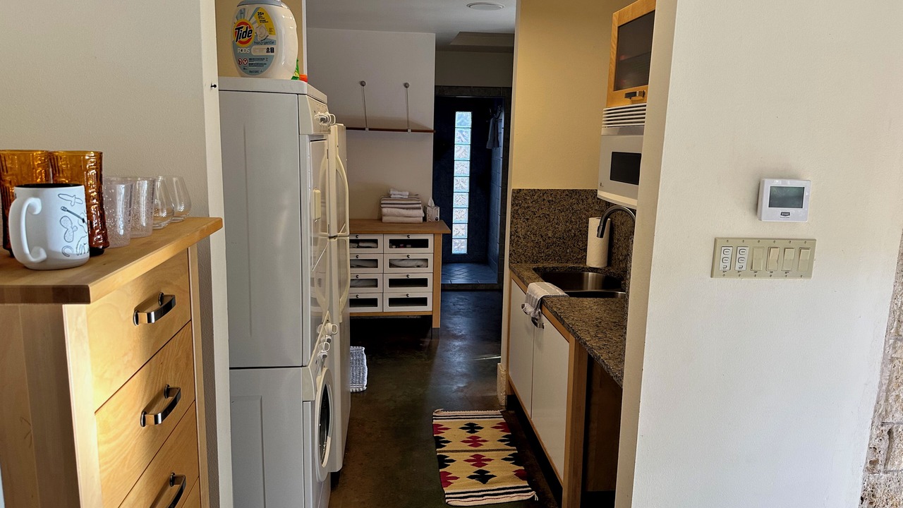Photo of Kitchen in Westlake Highlands