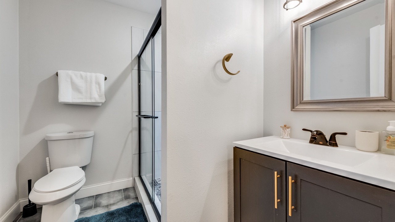 Photo of Bathroom in Carter Riverside