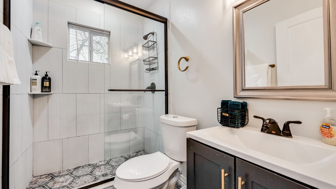 Photo of Bathroom in Carter Riverside