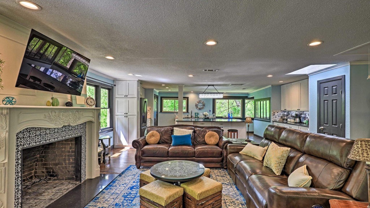 Photo of Livingroom in Fort Worth