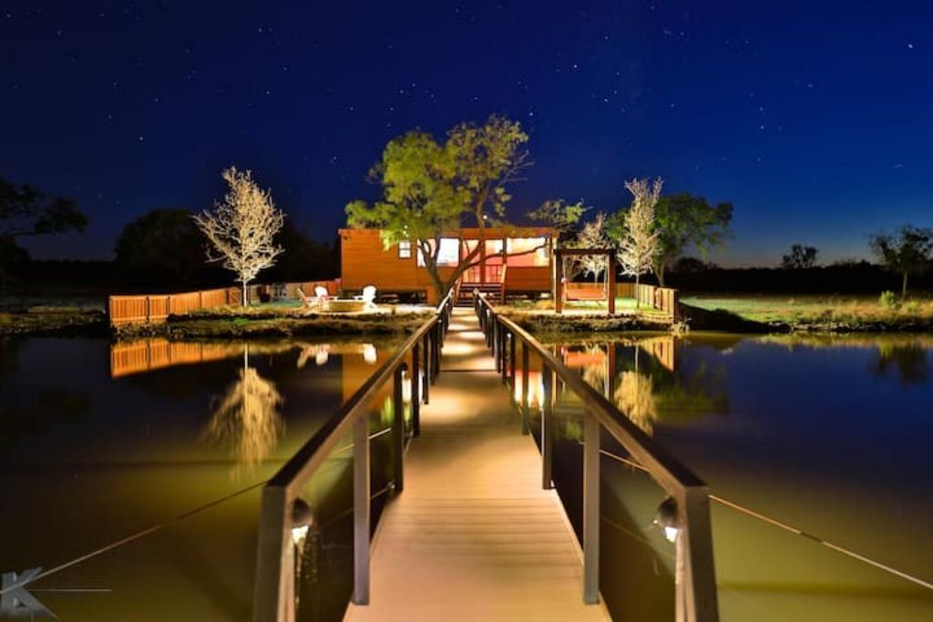 Photo of Outdoor in Baird