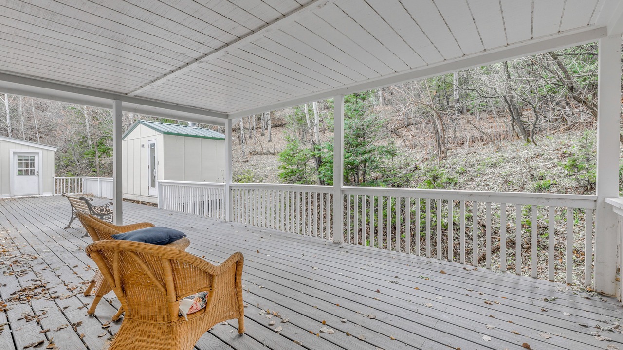Photo of Patio Balcony in Bear Park