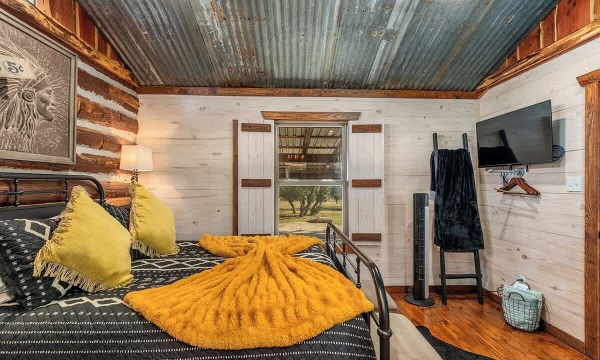 Photo of Bedroom in Fredericksburg
