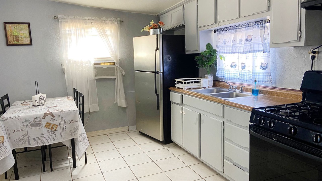 Photo of Kitchen in Biggs Field
