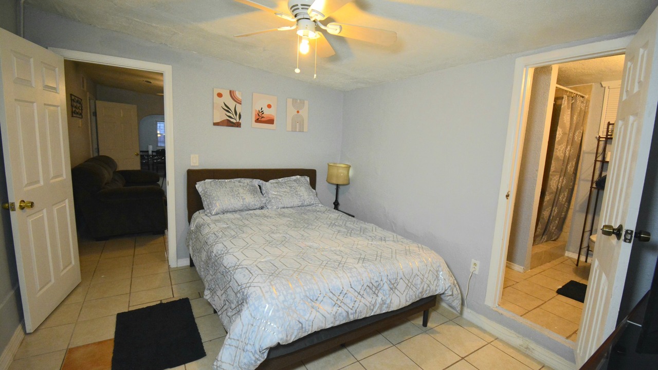 Photo of Bedroom in Biggs Field