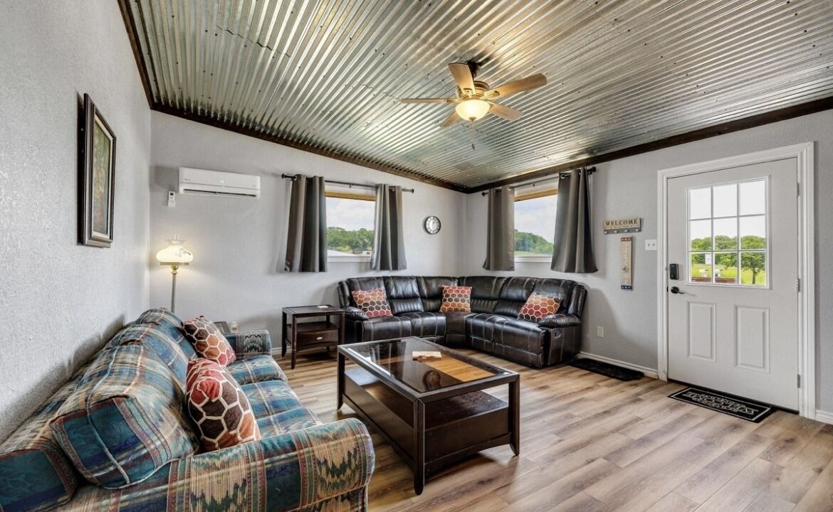 Photo of Livingroom in Bowie