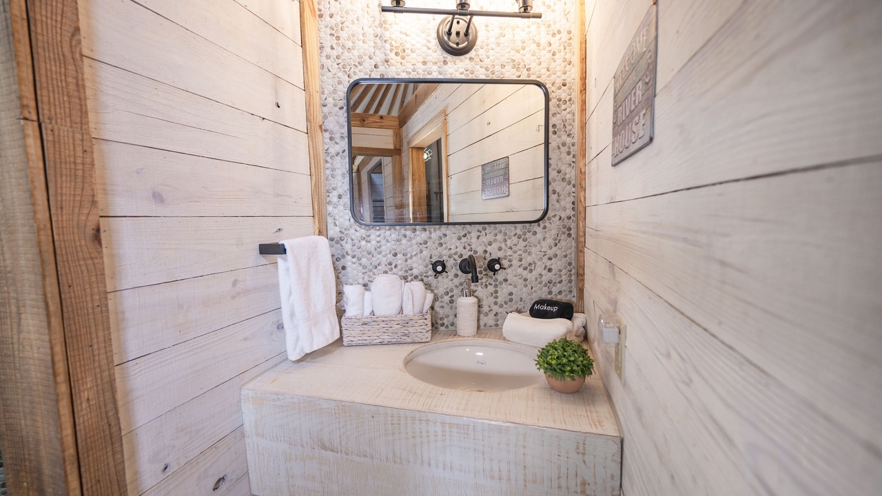 Photo of Bathroom in Bandera