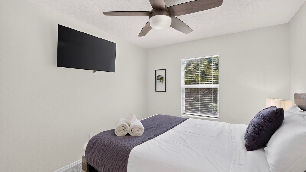 Photo of Bedroom in Tres Placitas
