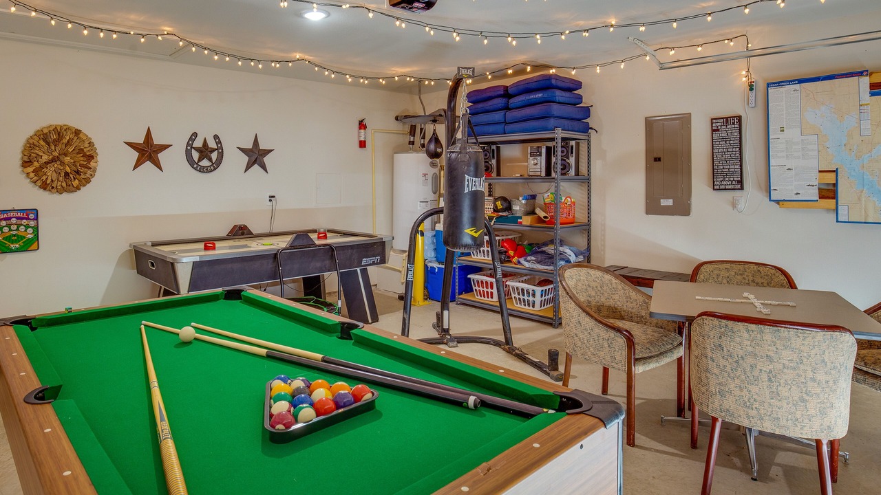 Photo of Bedroom in Gun Barrel City