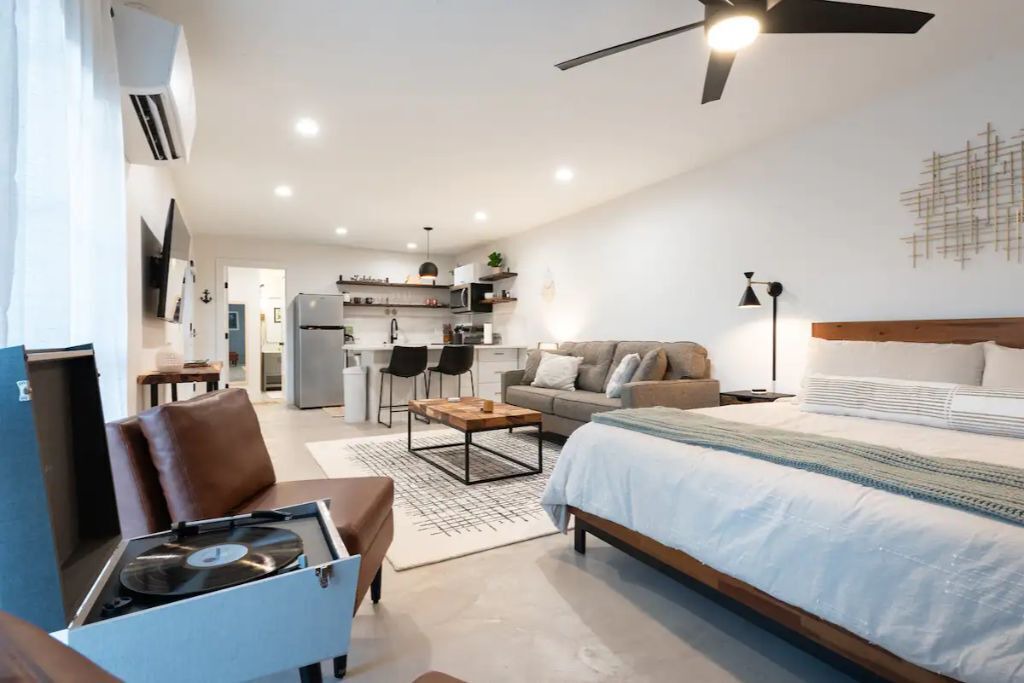 Photo of Bedroom in Lakeway