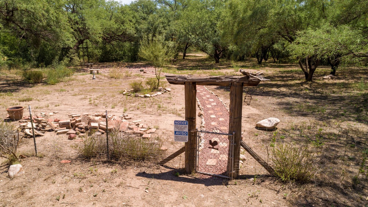 Photo of Others in Tubac