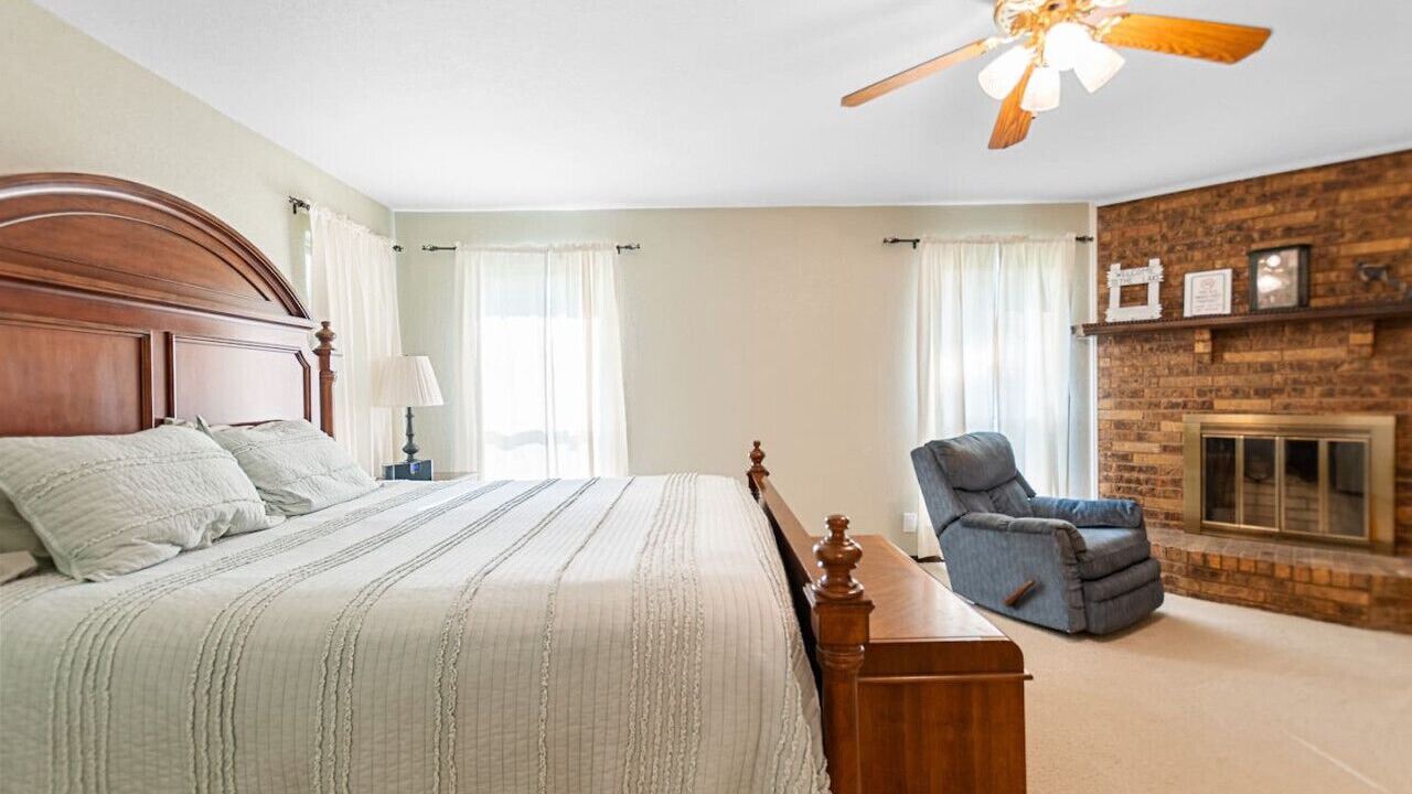 Photo of Bedroom in Star Harbor