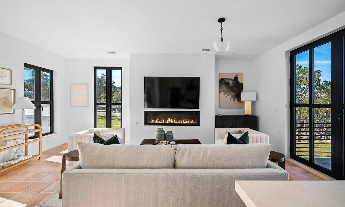 Photo of Bedroom in Spicewood