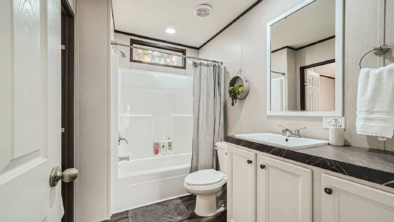 Photo of Bathroom in Cedar Creek