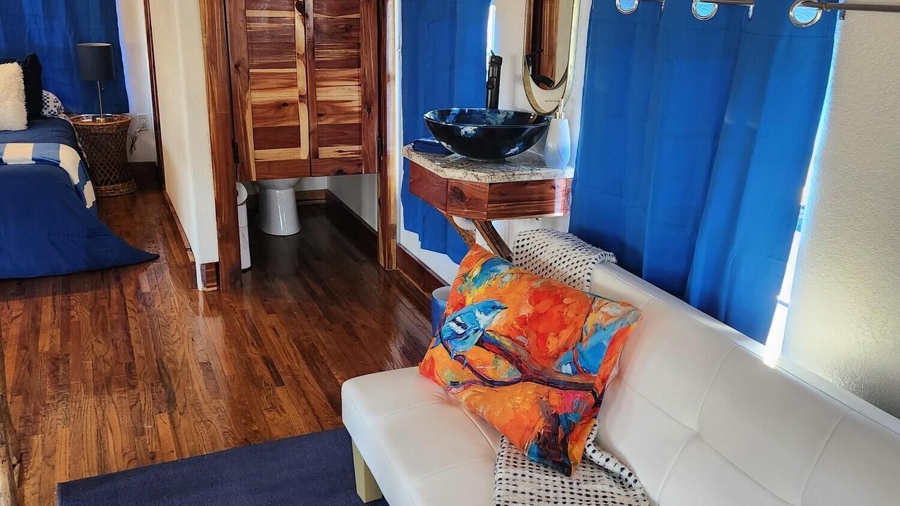 Photo of Bedroom in Cayuga