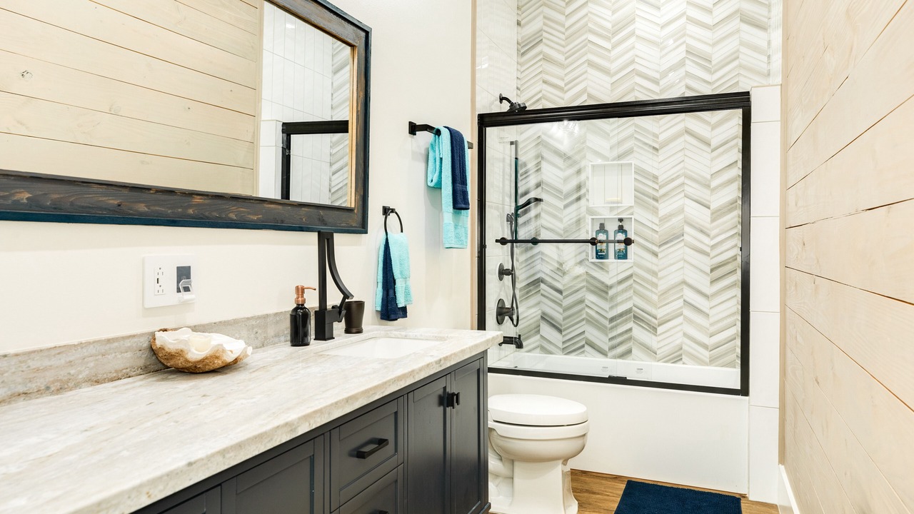Photo of Bathroom in Galveston