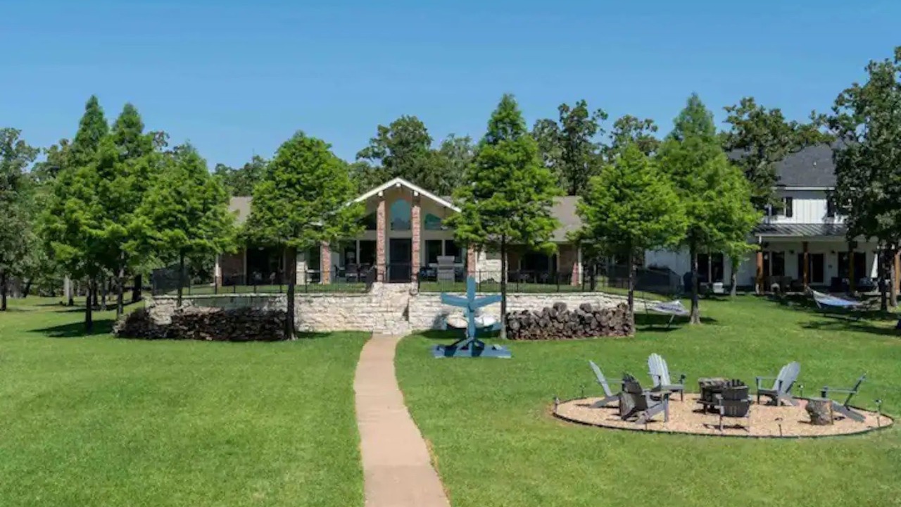 Photo of Outdoor in Log Cabin