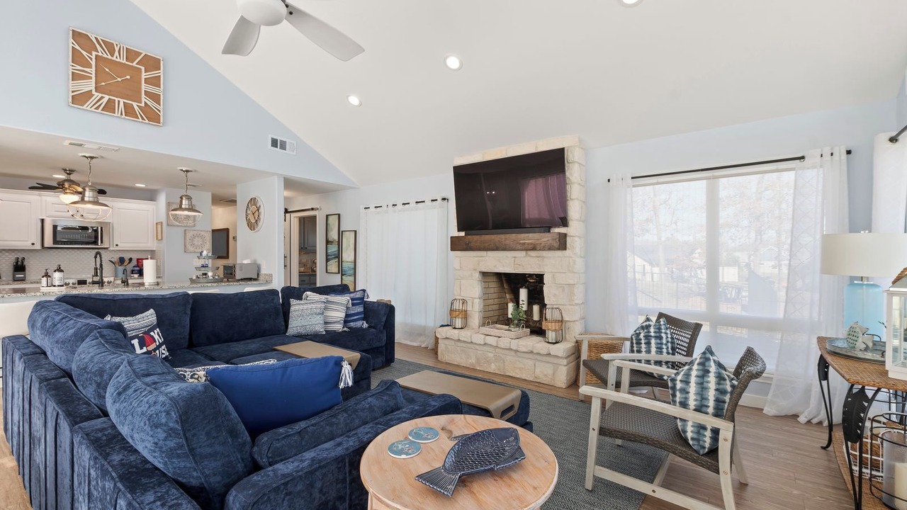 Photo of Livingroom in Log Cabin