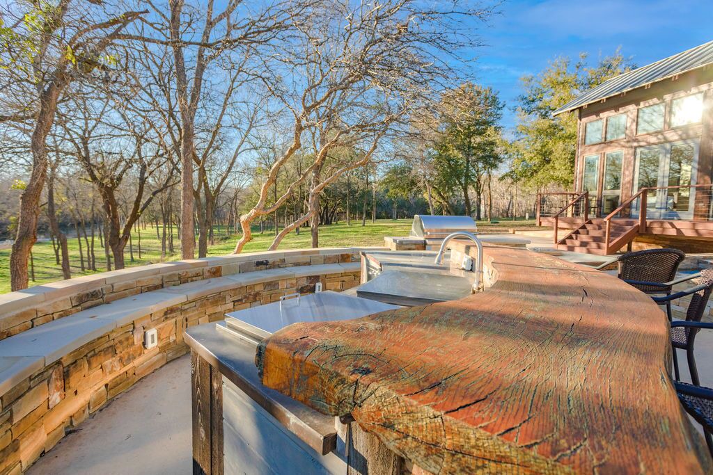 Photo of Outdoor in Crawford