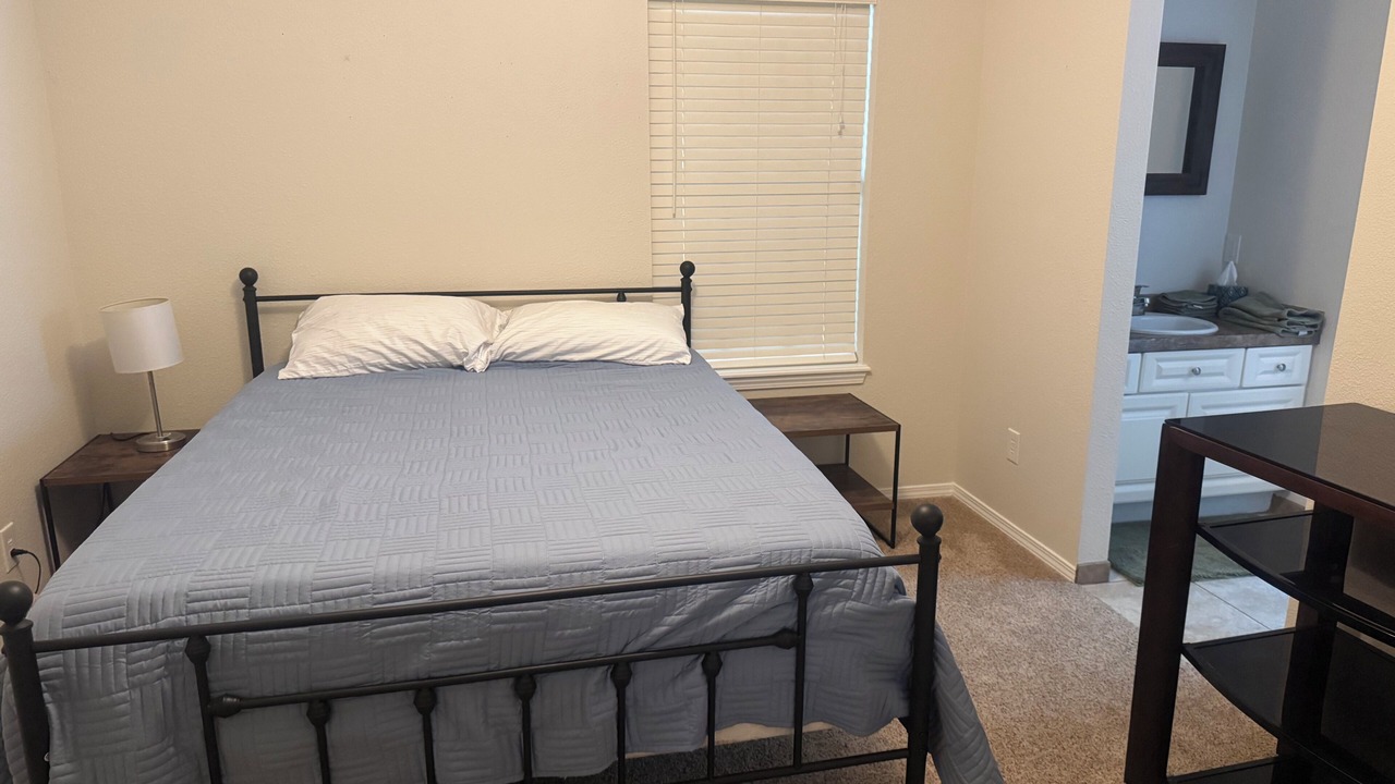 Photo of Bedroom in Alamogordo