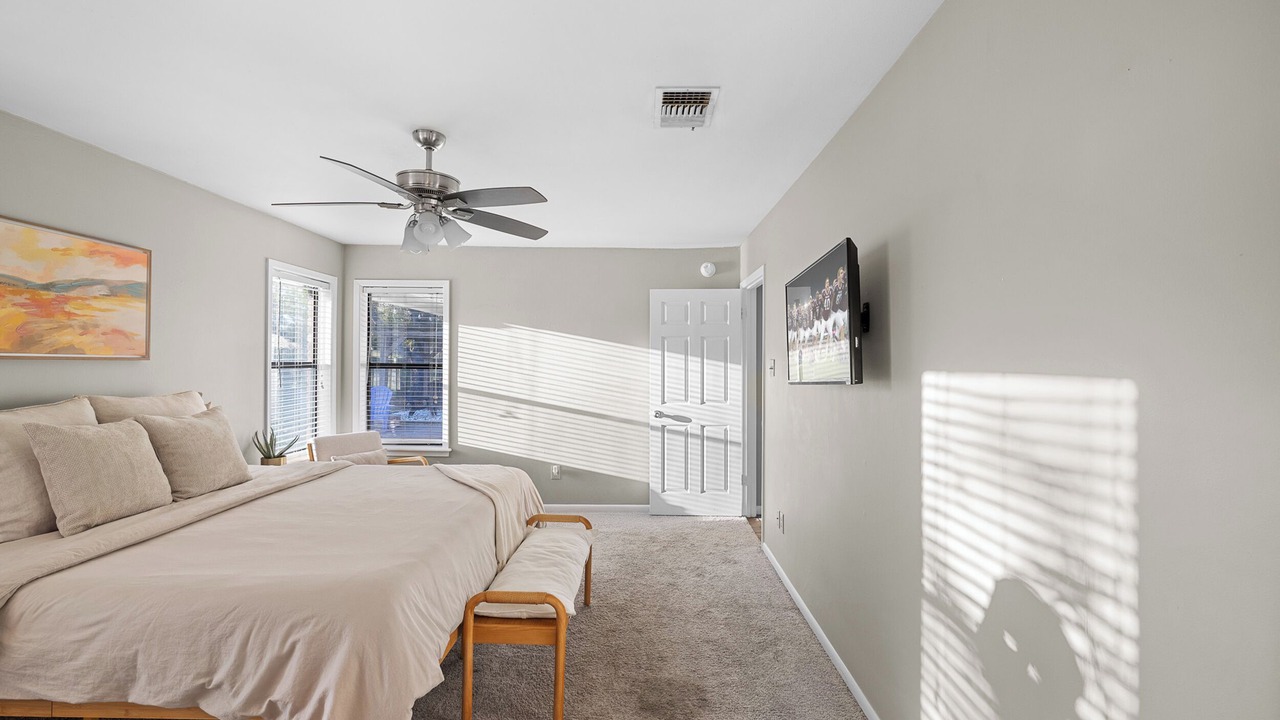 Photo of Bedroom in Windwood