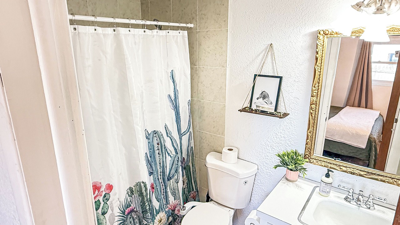 Photo of Bathroom in Deming