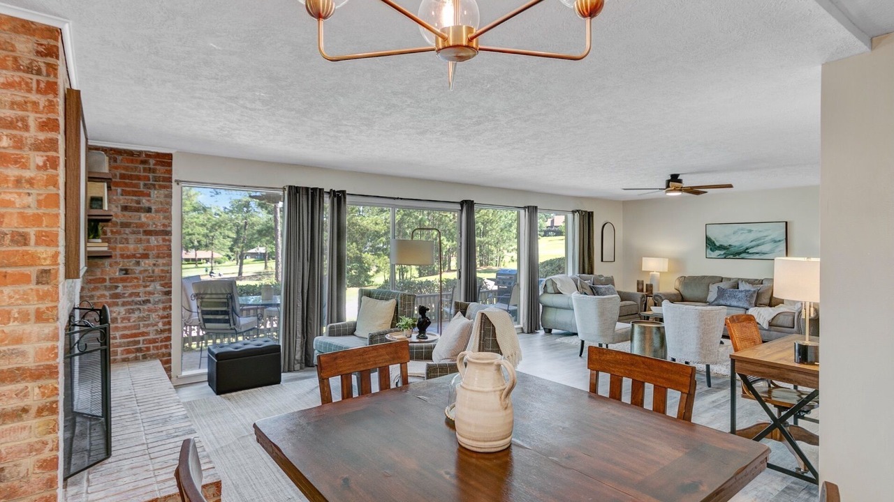 Photo of Livingroom in Brookeland