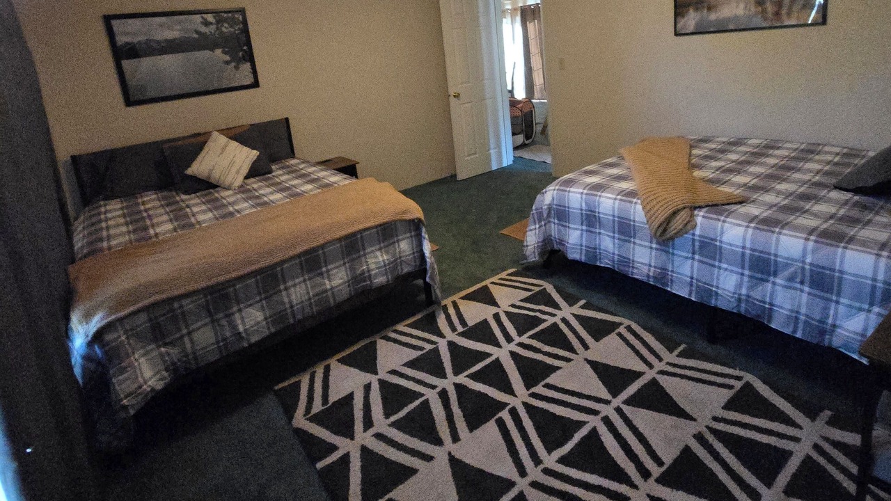 Photo of Bedroom in Navajo Dam