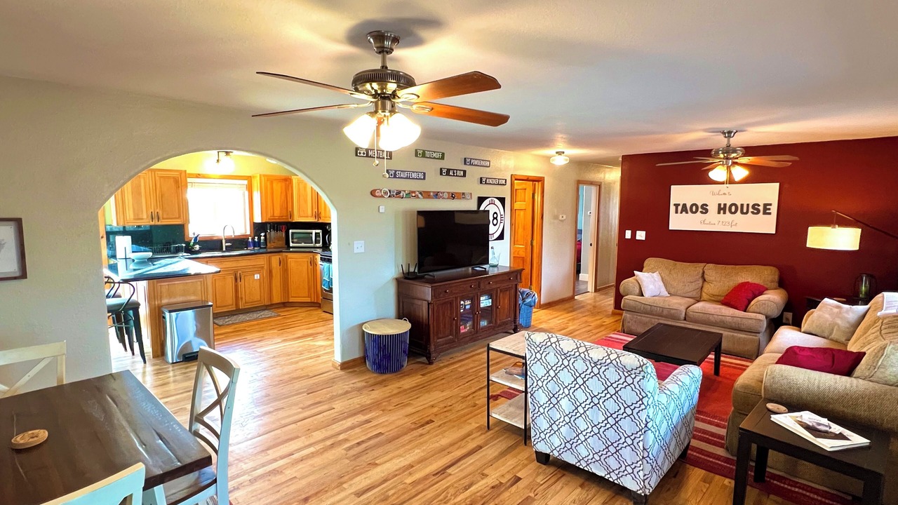 Photo of Livingroom in Arroyo Hondo
