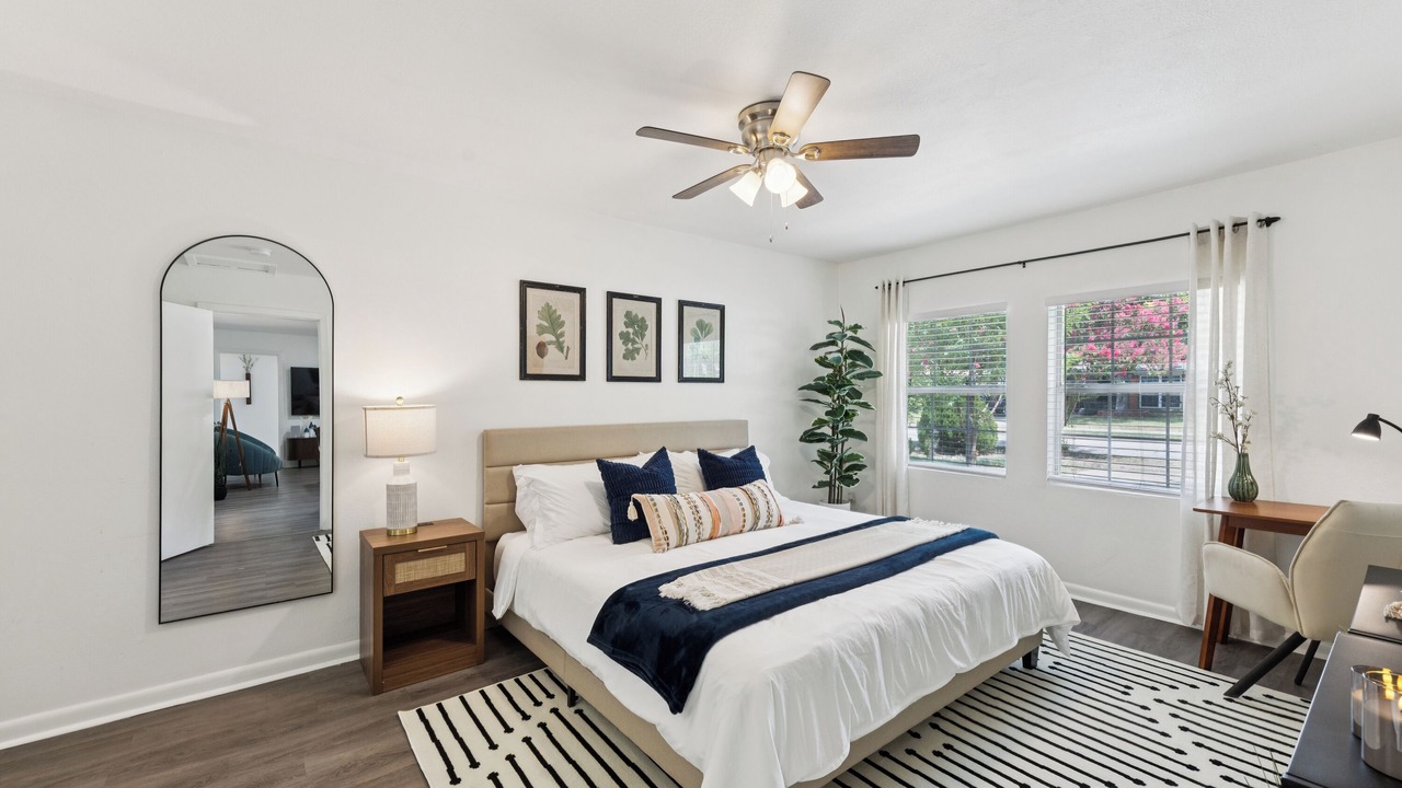 Photo of Bedroom in Farmers Branch