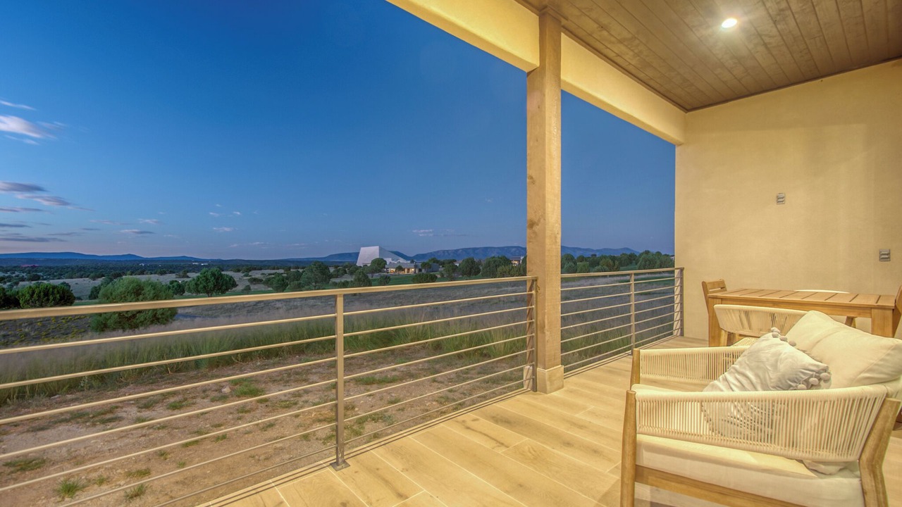 Photo of Patio Balcony in Alto