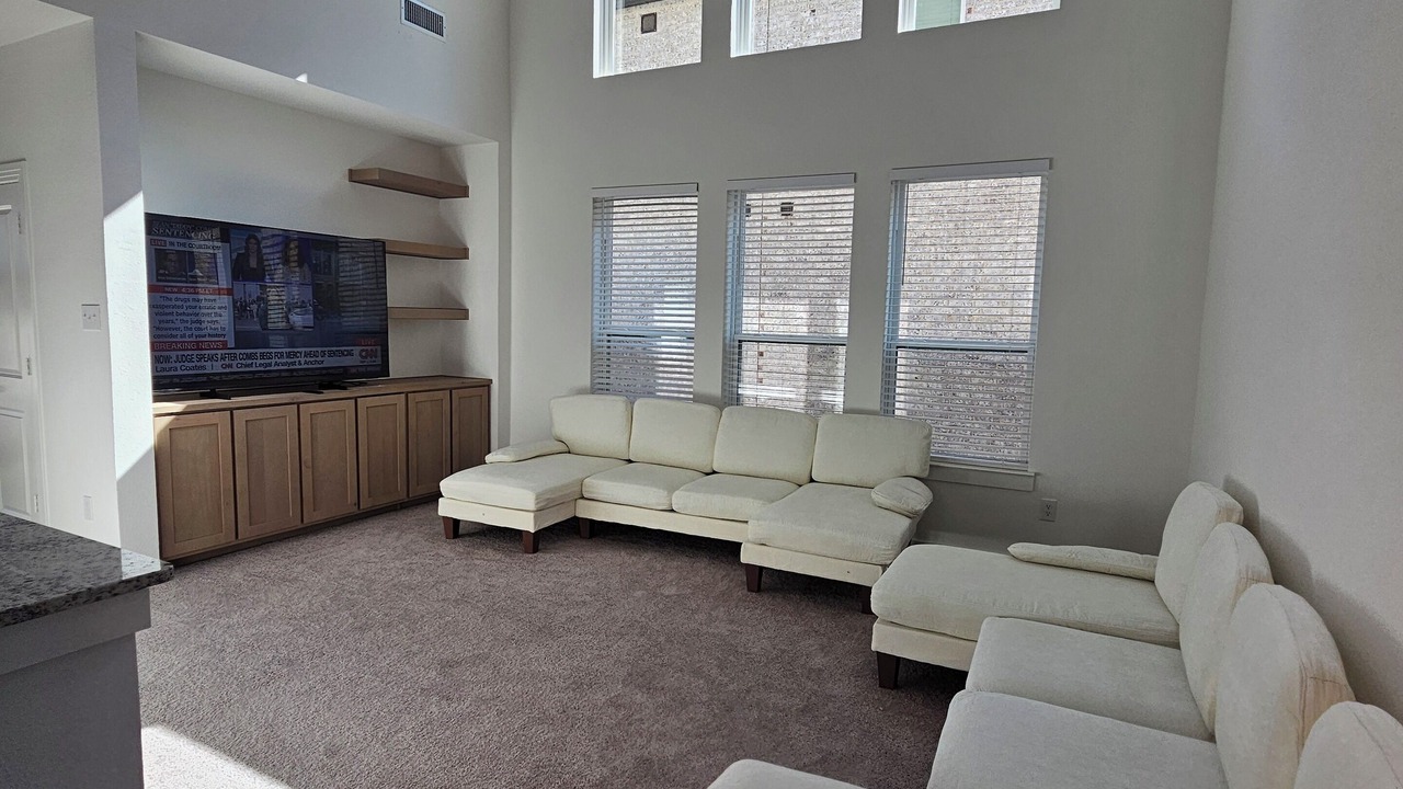 Photo of Livingroom in Forney