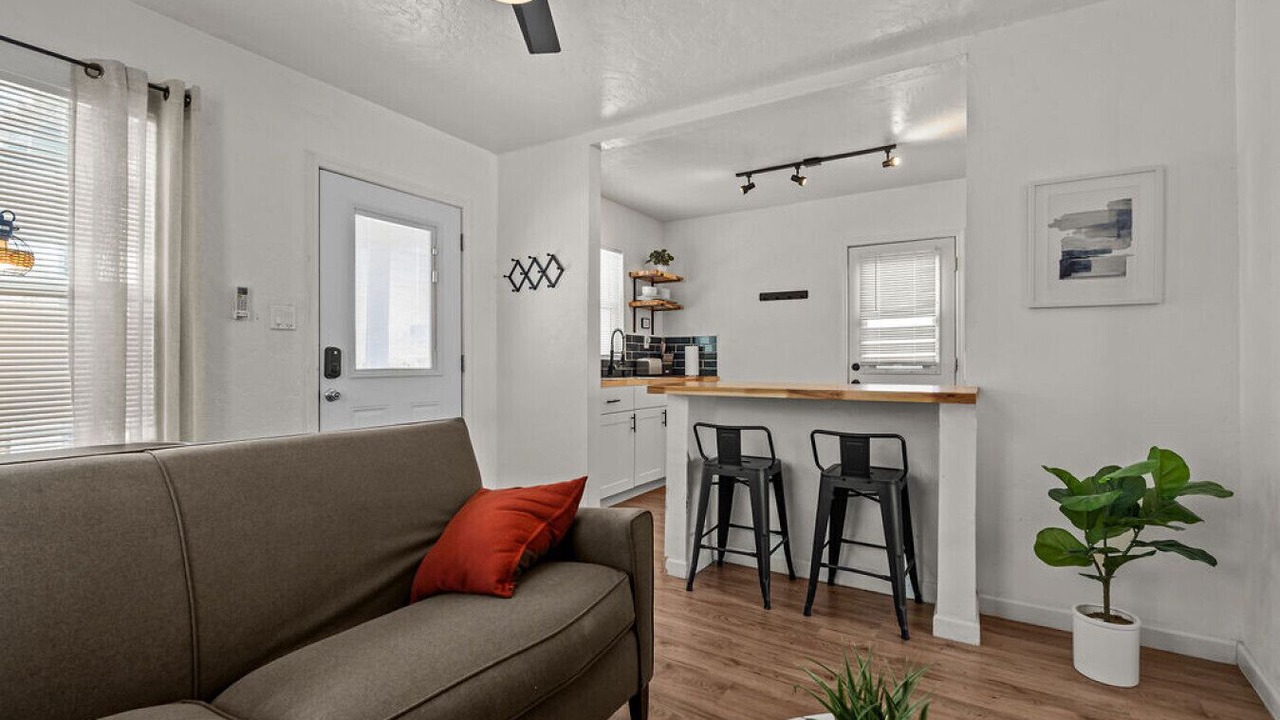 Photo of Livingroom in Rincon Heights