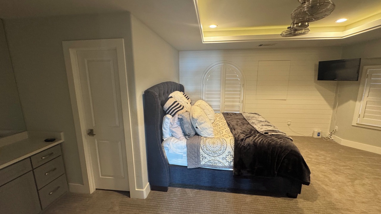 Photo of Bedroom in Lake Country