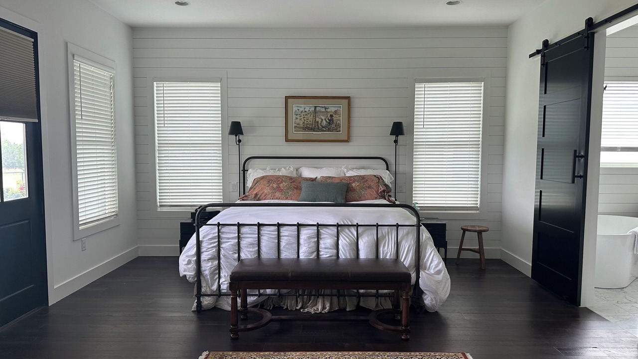 Photo of Bedroom in Oatmeal