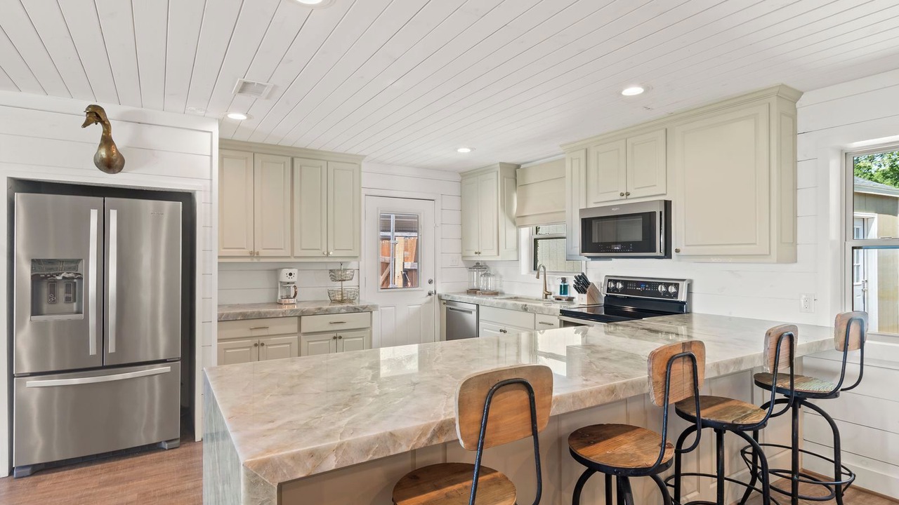 Photo of Kitchen in Gun Barrel City